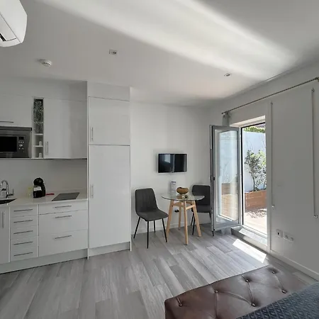 Διαμέρισμα Almada &