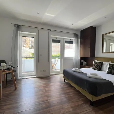 Almada & Apartment