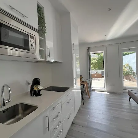 Almada & Apartamento Porto