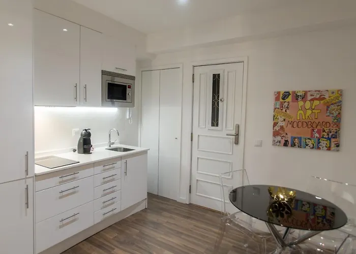 Almada Studios&suites