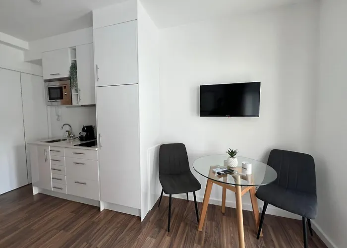 Almada Studios&suites * Oporto
