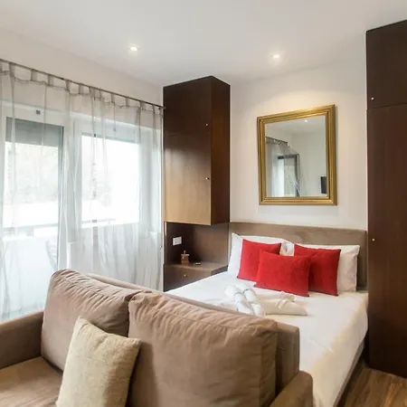 Apartment Almada & Porto